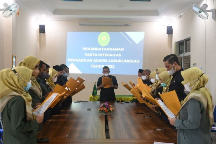 penandatanganan pakta integritas 2022 3